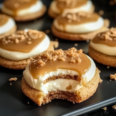 Caramel Cheesecake Cookies