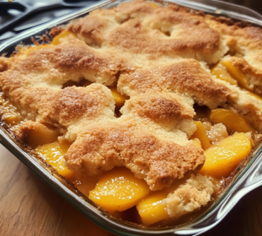 Heavenly Southern Peach Cobbler Recipe – Sweet, Buttery & Easy to Make