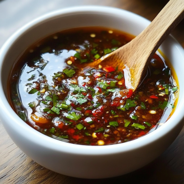 Dragon Sauce Recipe: Bold, Creamy Vegan Sauce for Bowls, Wraps & More