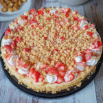 No-Bake Strawberry Crunch Cheesecake – Easy, Creamy & Delicious Dessert Recipe