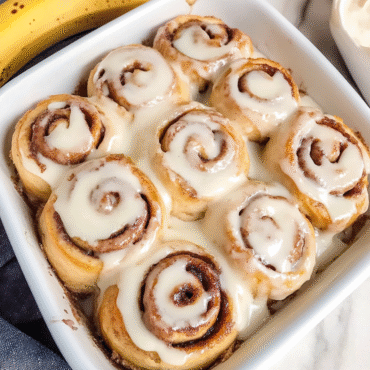Banana Bread Cinnamon Rolls with Cream Cheese Frosting – Moist, Gooey & Easy